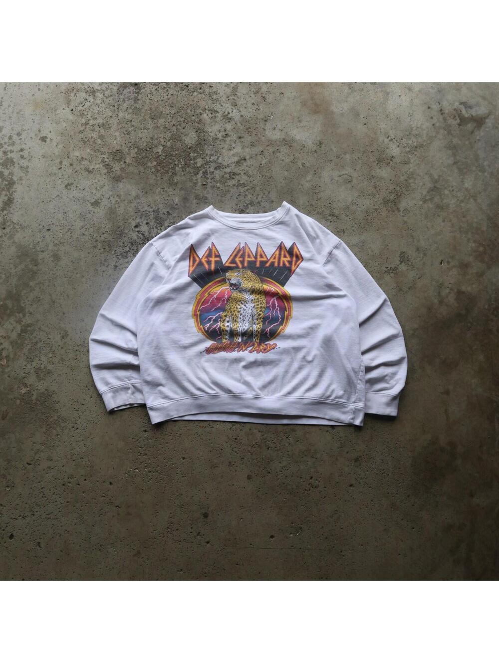 Def Leppard High N Dry Sweatshirt Men’s 2X White Leopard Graphic Crewneck Pullov